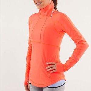 Lululemon Run: Reflect Pullover
Light Flare Size 4